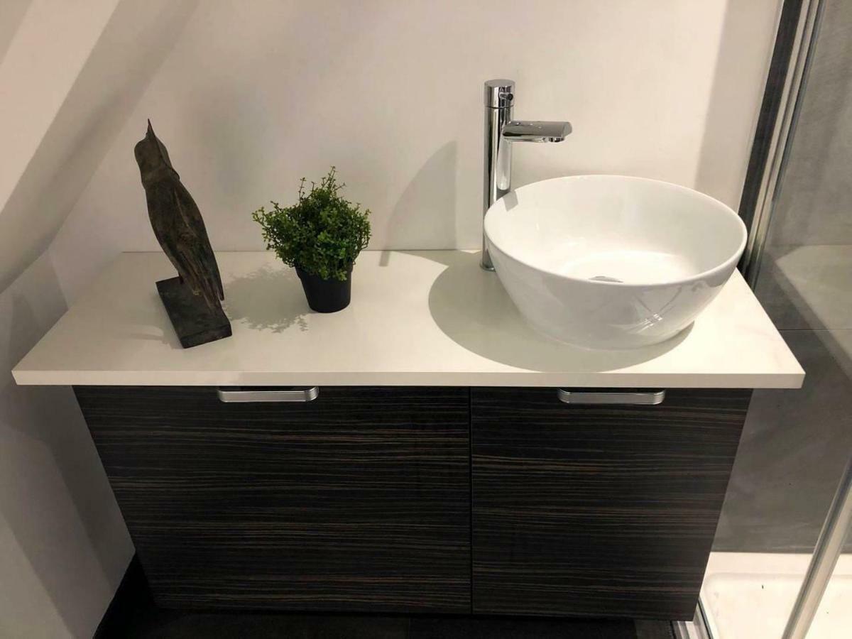 Boutique Loft Apartment دنكيلد المظهر الخارجي الصورة
