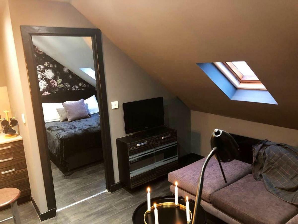 Boutique Loft Apartment دنكيلد المظهر الخارجي الصورة
