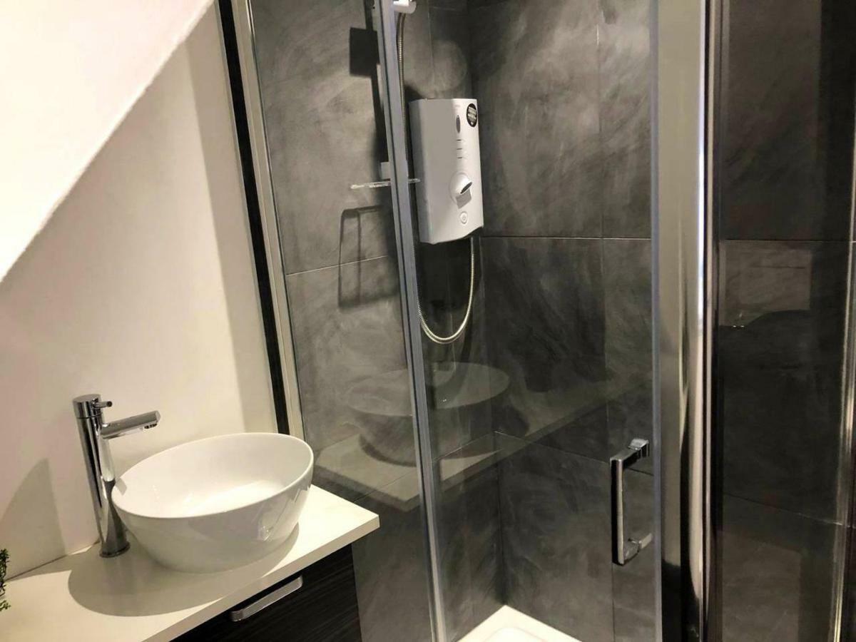 Boutique Loft Apartment دنكيلد المظهر الخارجي الصورة