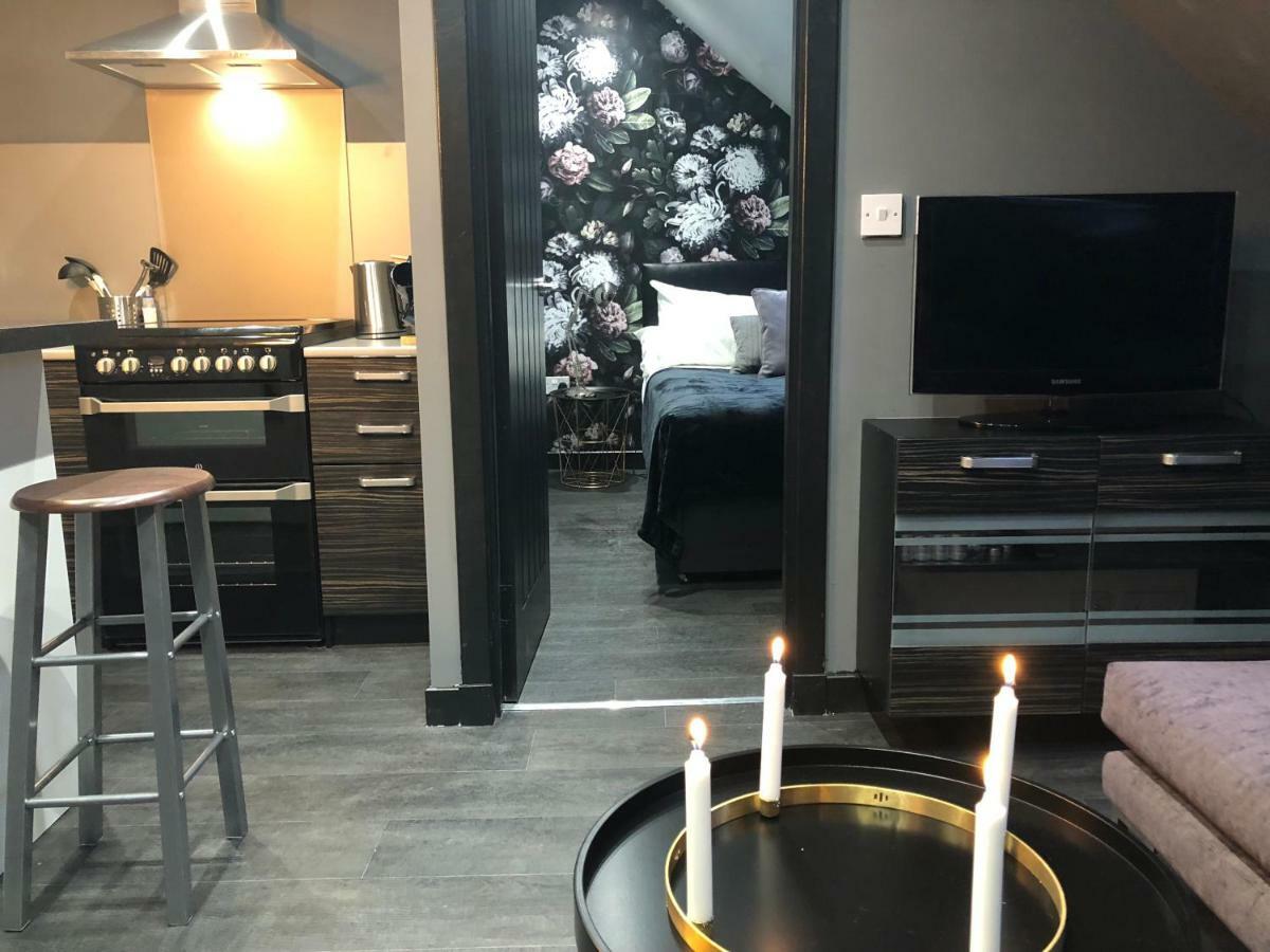 Boutique Loft Apartment دنكيلد المظهر الخارجي الصورة